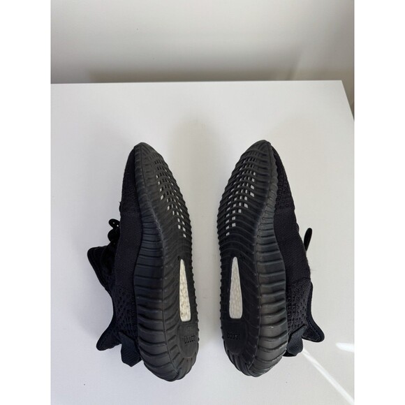 adidas Yeezy Boost 350 V2 Onyx Men\'s 7 main image 4